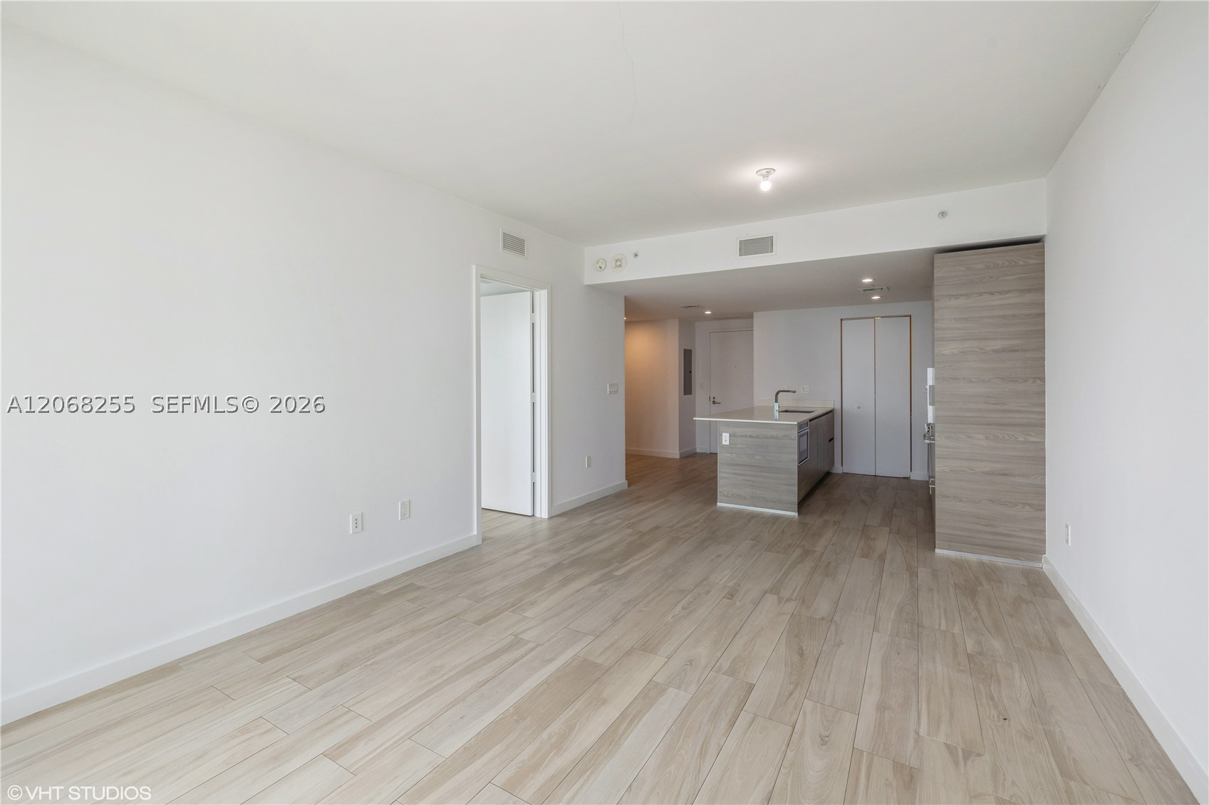 1300 S Miami Ave #2504, Miami FL 33130