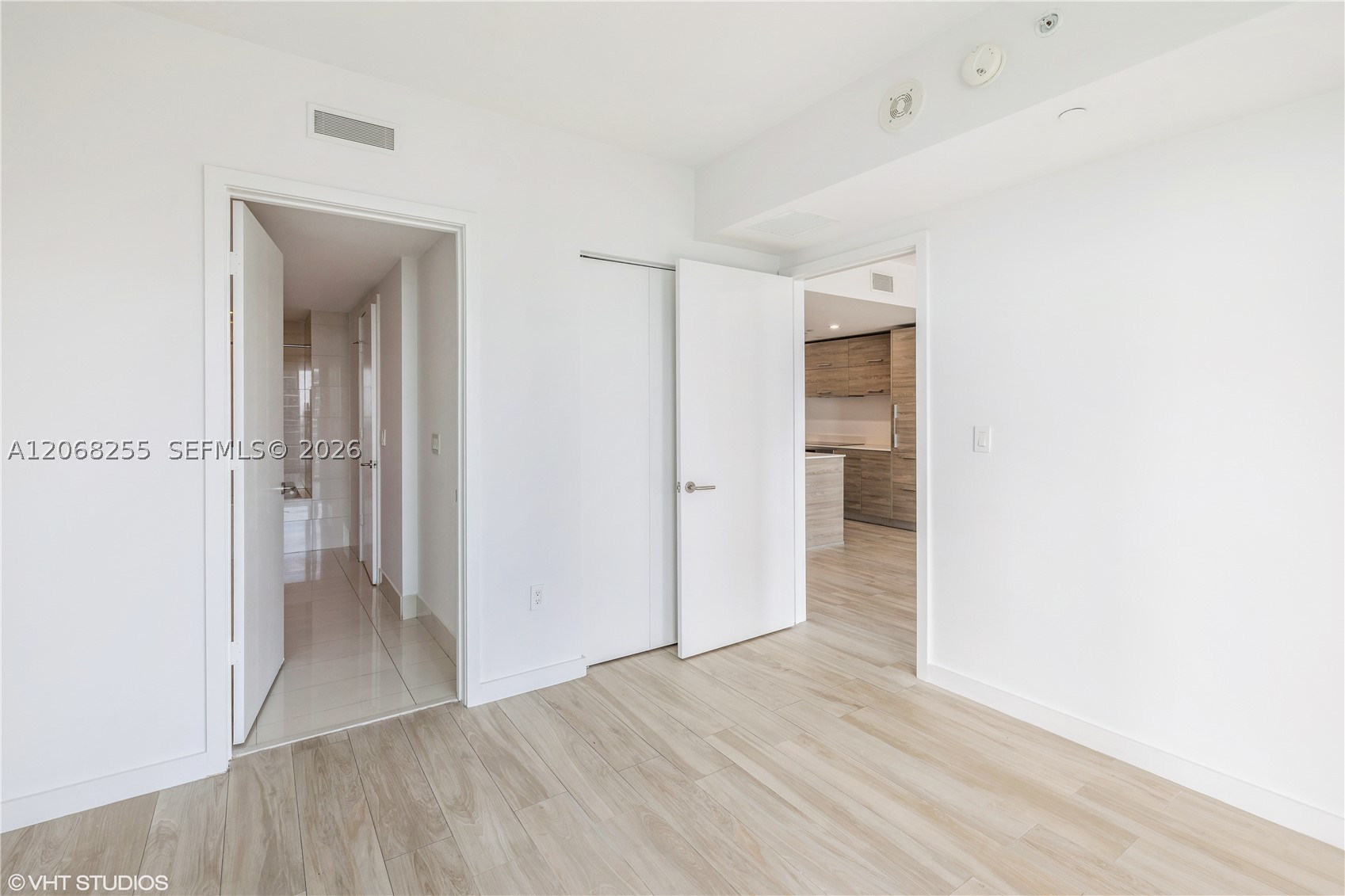 1300 S Miami Ave #2504, Miami FL 33130