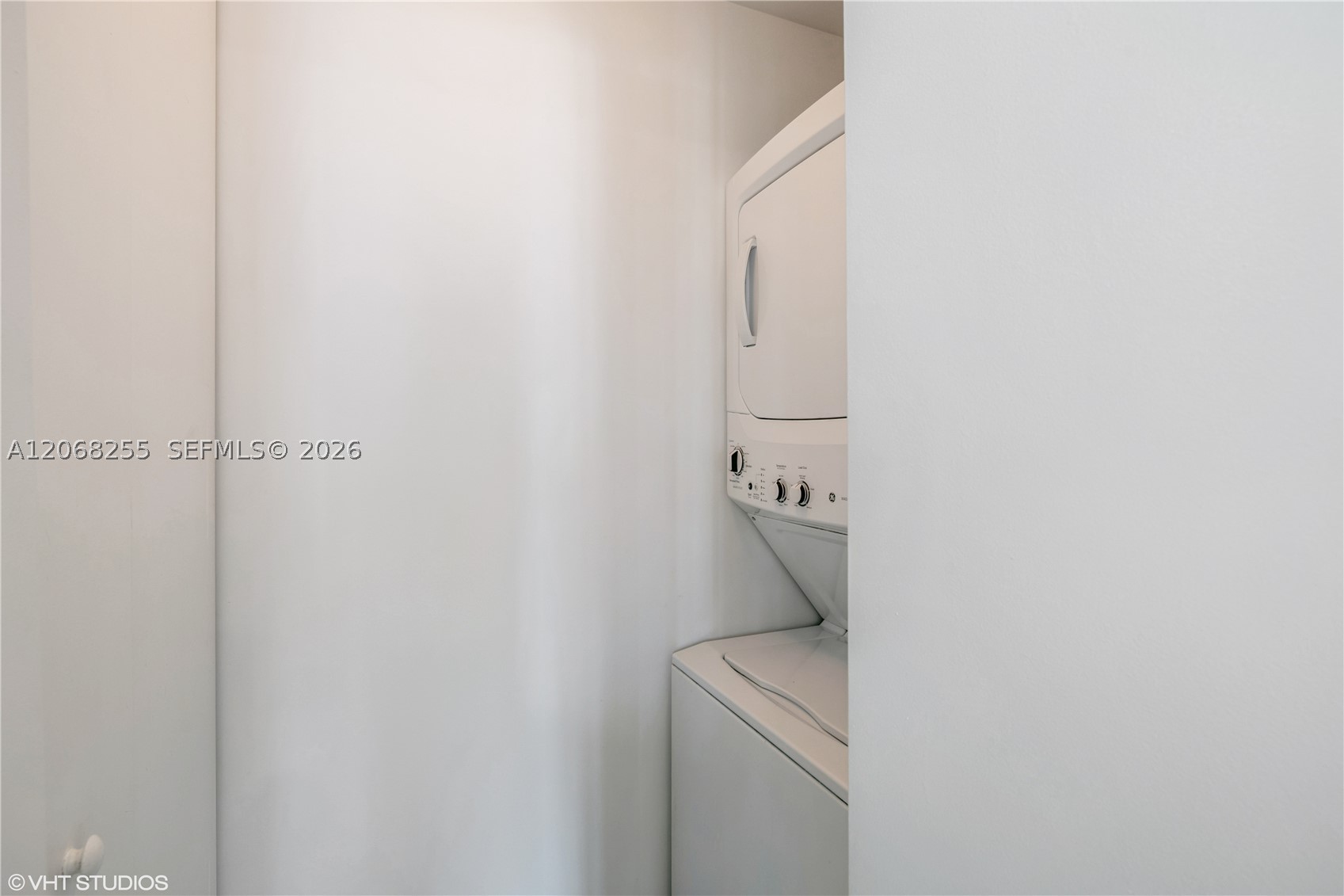 1300 S Miami Ave #2504, Miami FL 33130