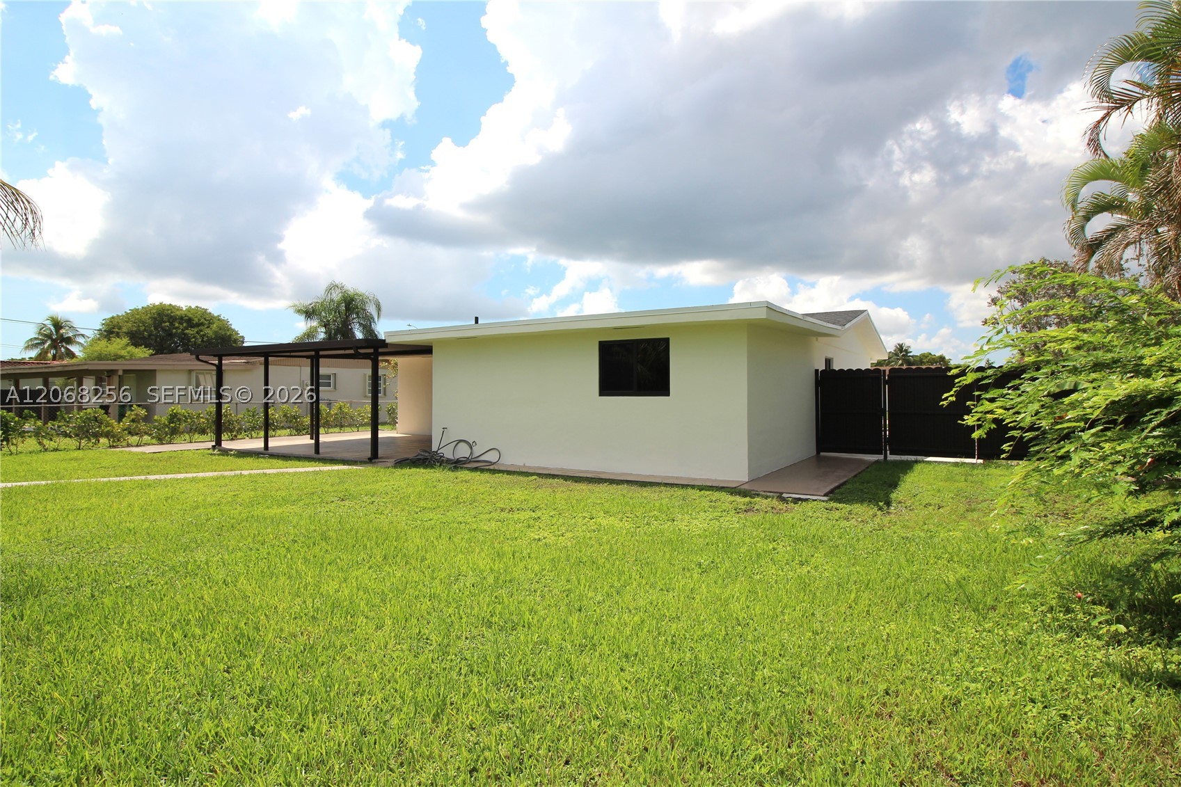 10821 SW 63rd St, Miami FL 33173