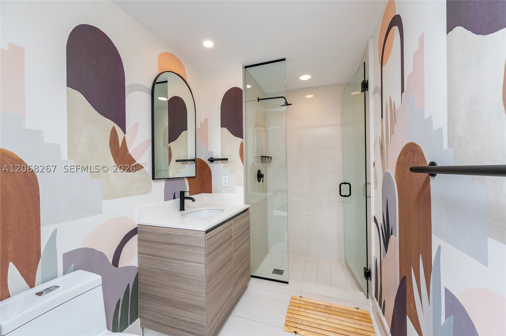 121 NE 34th St #3008, Miami FL 33137