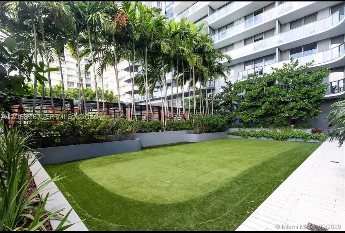 121 NE 34th St #3008, Miami FL 33137