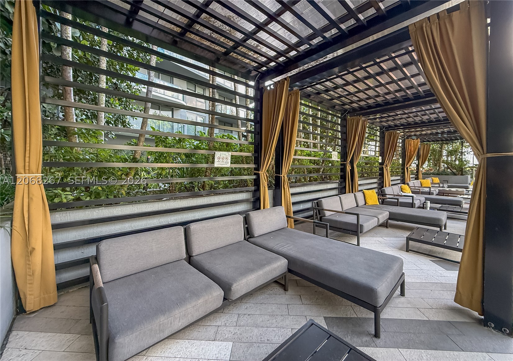 121 NE 34th St #3008, Miami FL 33137