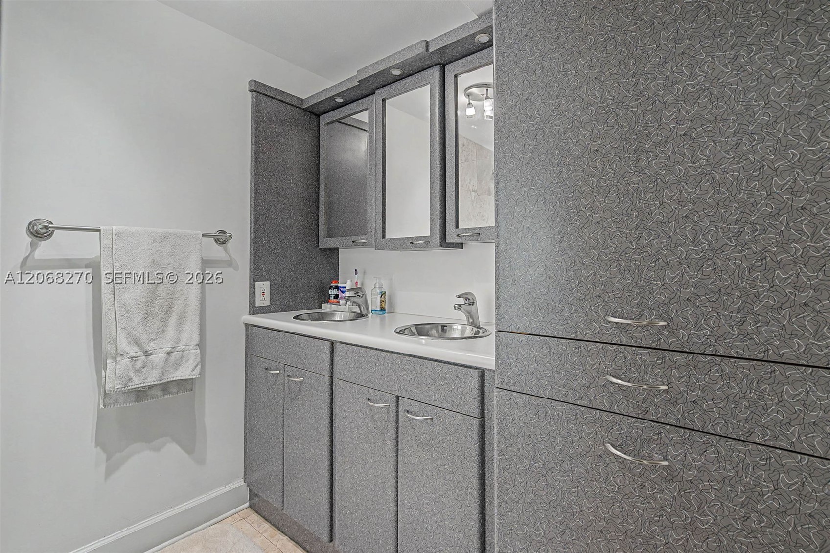 2400 Brickell Ave #107D, Miami FL 33129