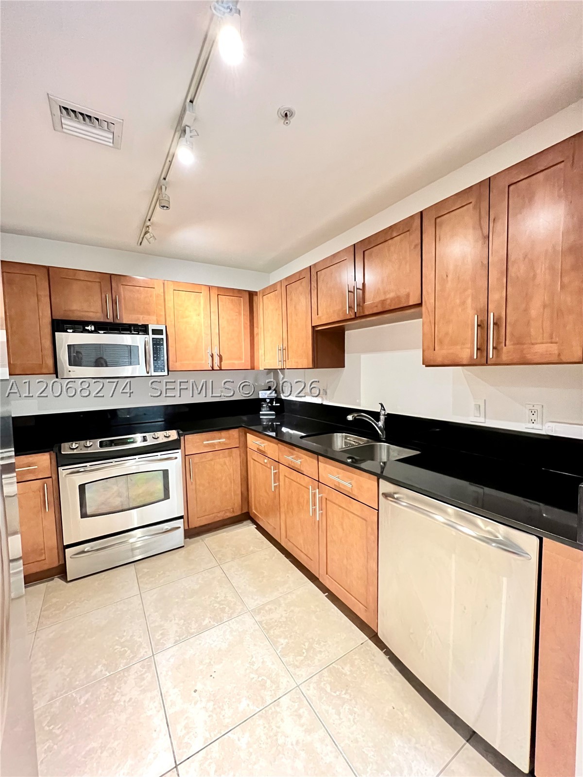 8390 SW 72nd Ave #521, Miami FL 33143