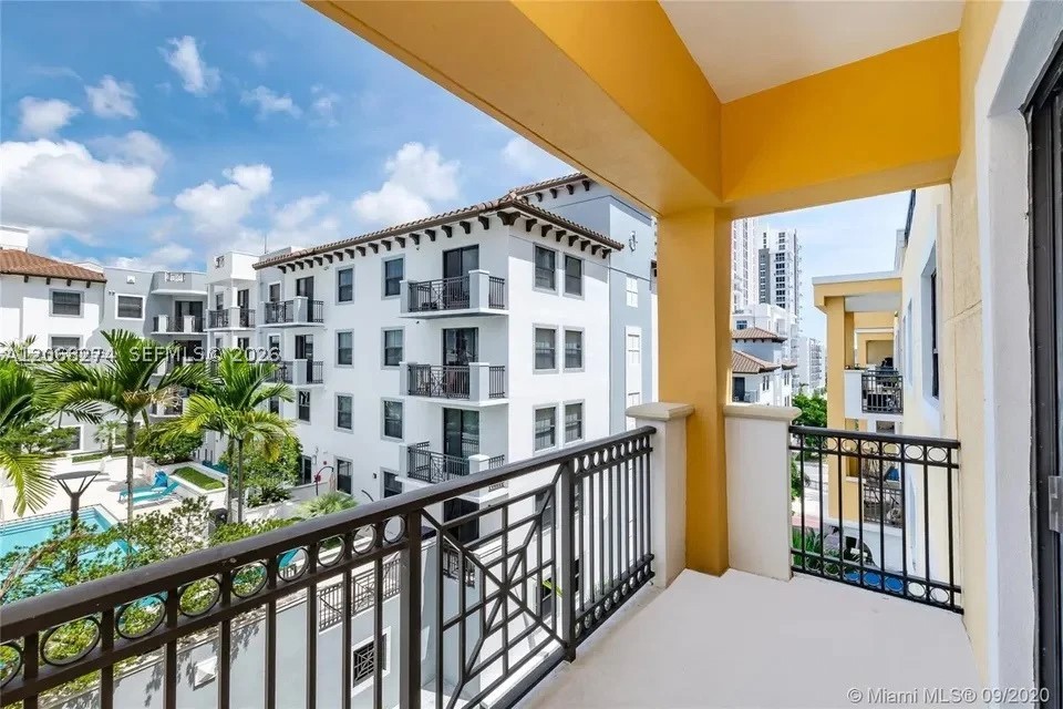 8390 SW 72nd Ave #521, Miami FL 33143