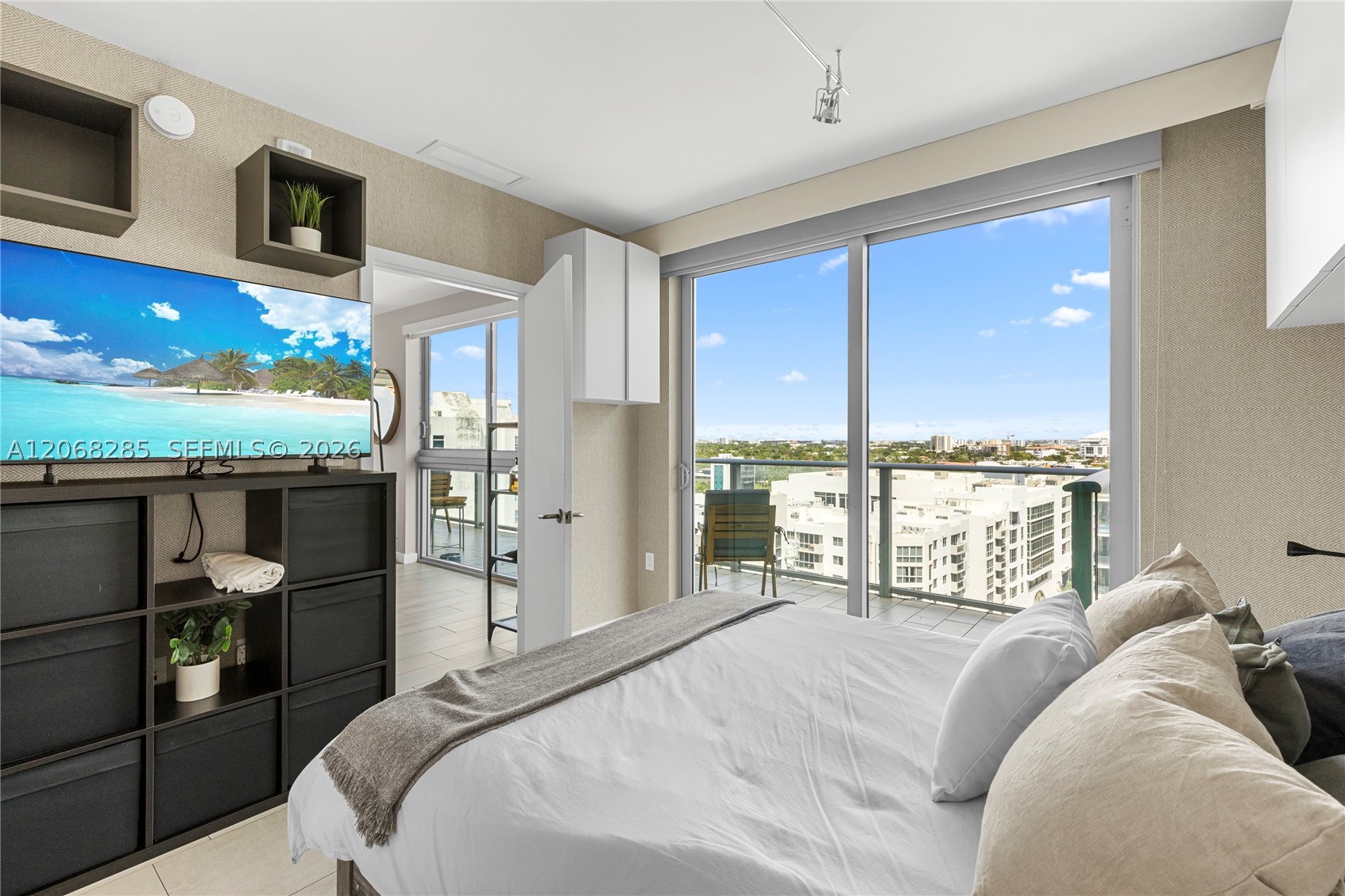 1600 SW 1st Ave #1202, Miami FL 33129