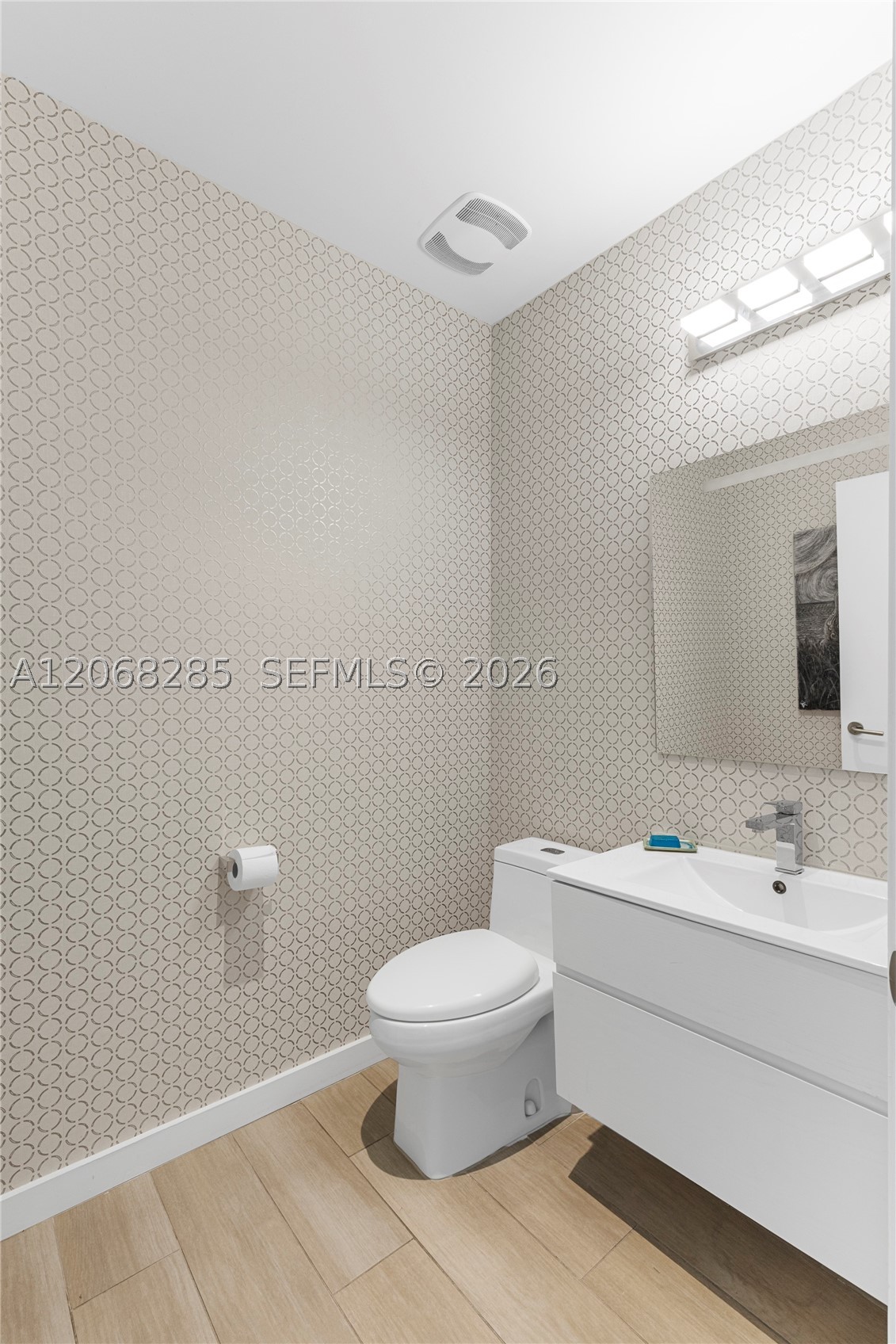 1600 SW 1st Ave #1202, Miami FL 33129