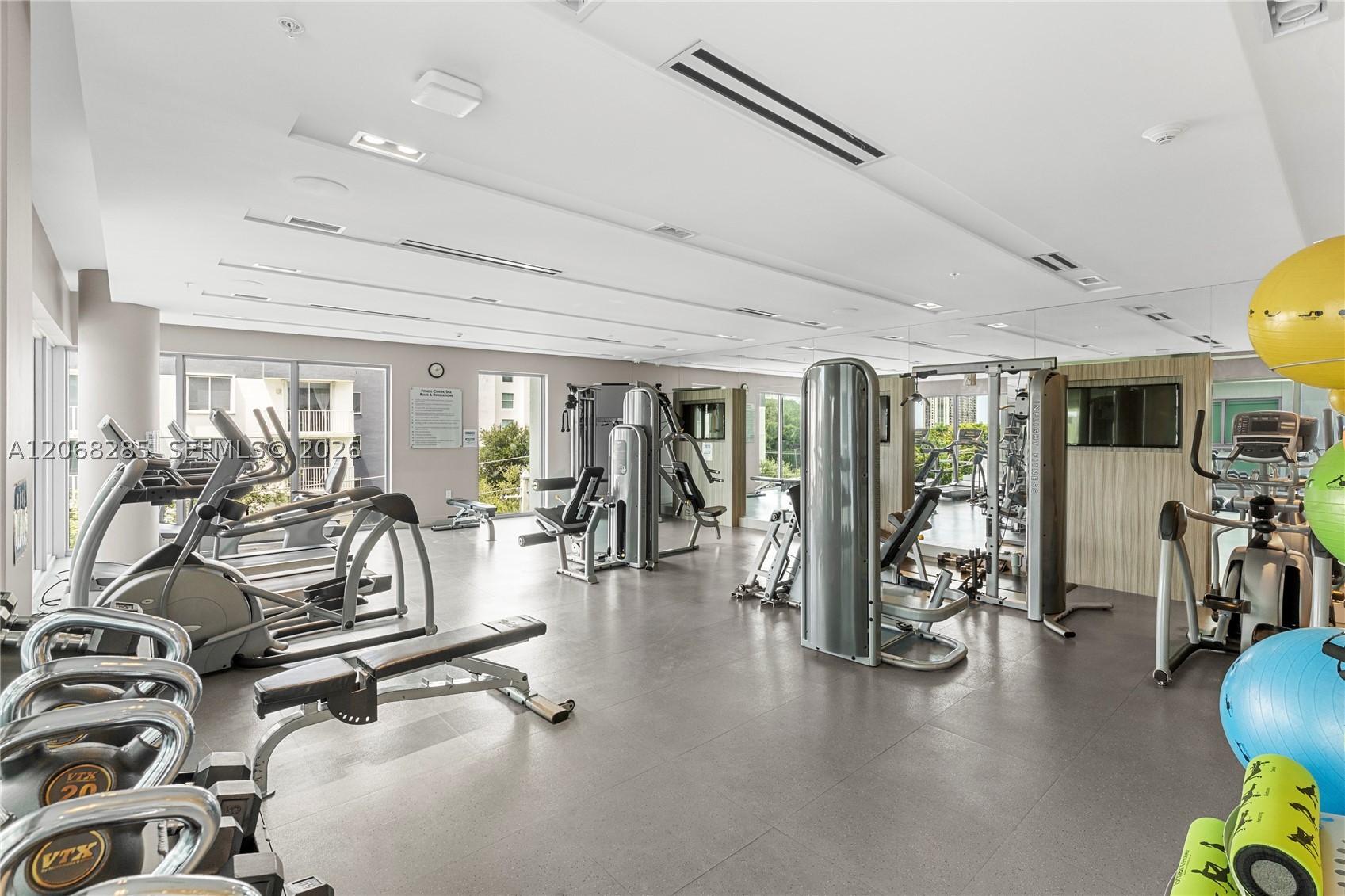 1600 SW 1st Ave #1202, Miami FL 33129
