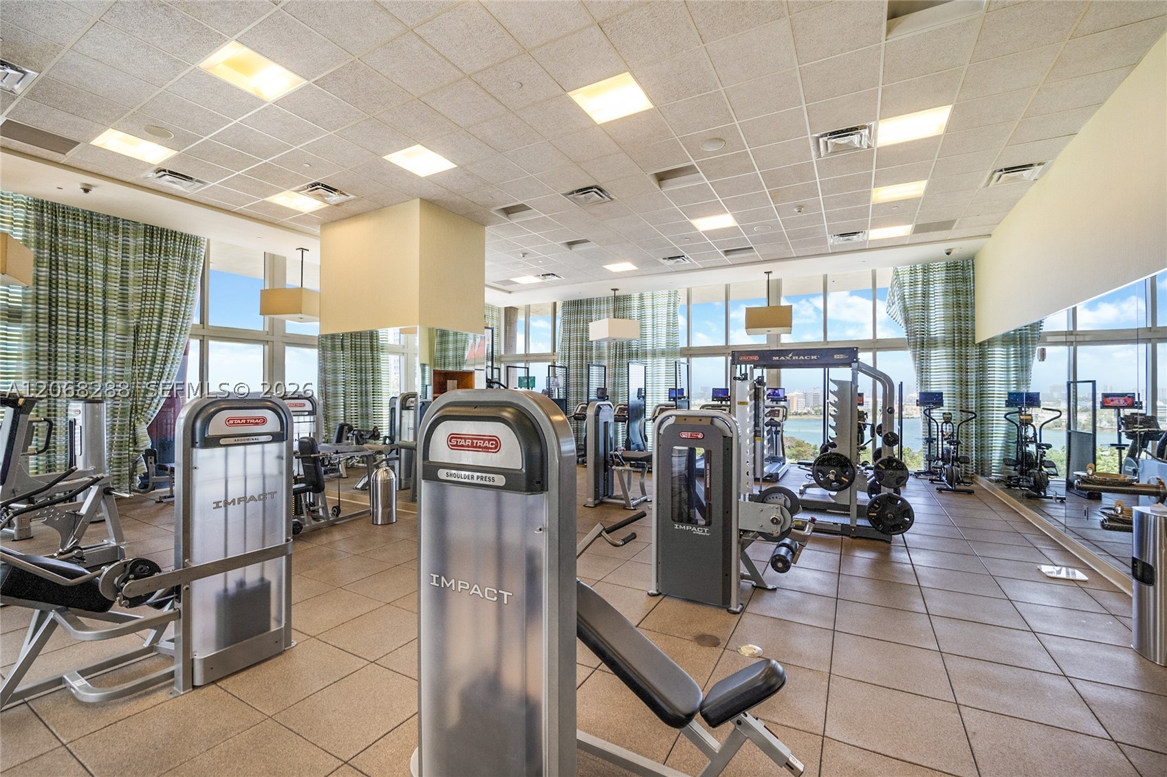 50 Biscayne Blvd #514, Miami FL 33132