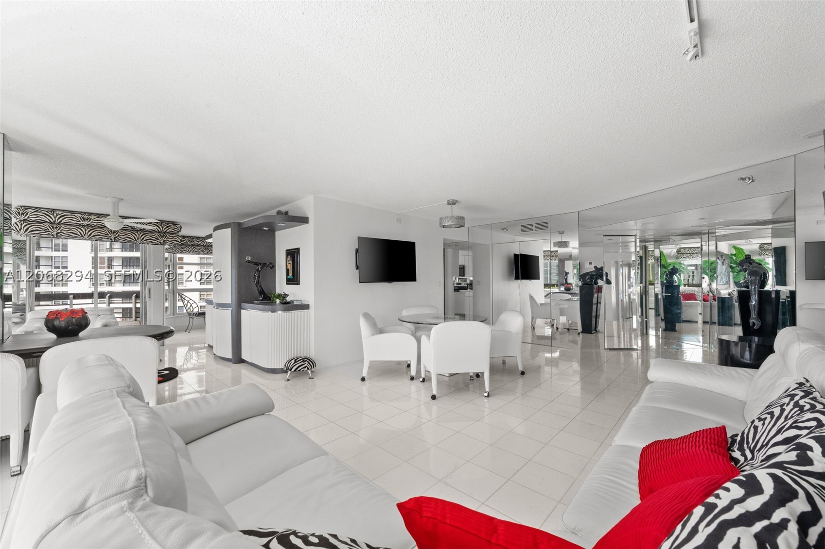 19101 NE 36th Ct #807, Aventura FL 33180
