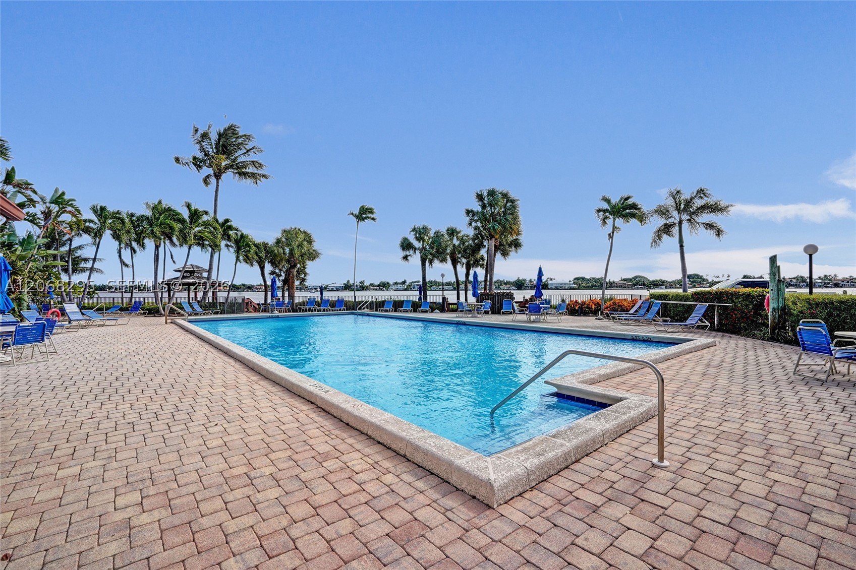 102 Half Moon Cir #C3, Hypoluxo FL 33462
