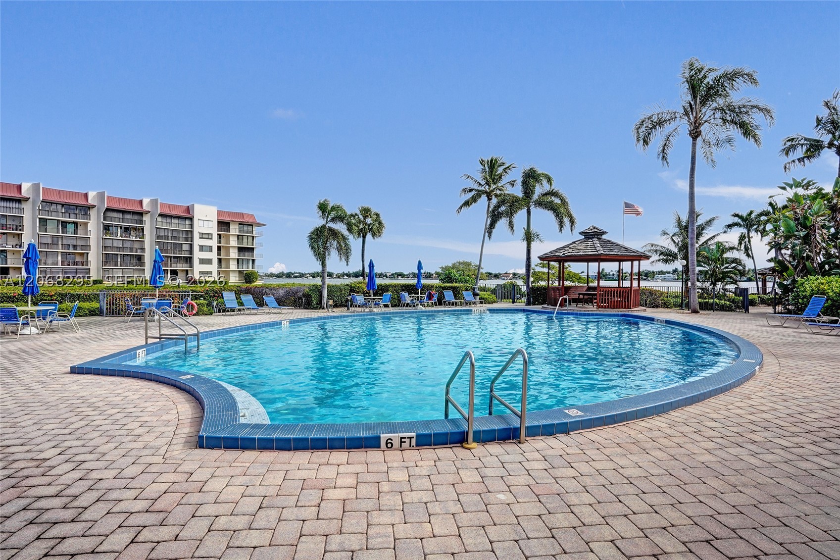 102 Half Moon Cir #C3, Hypoluxo FL 33462