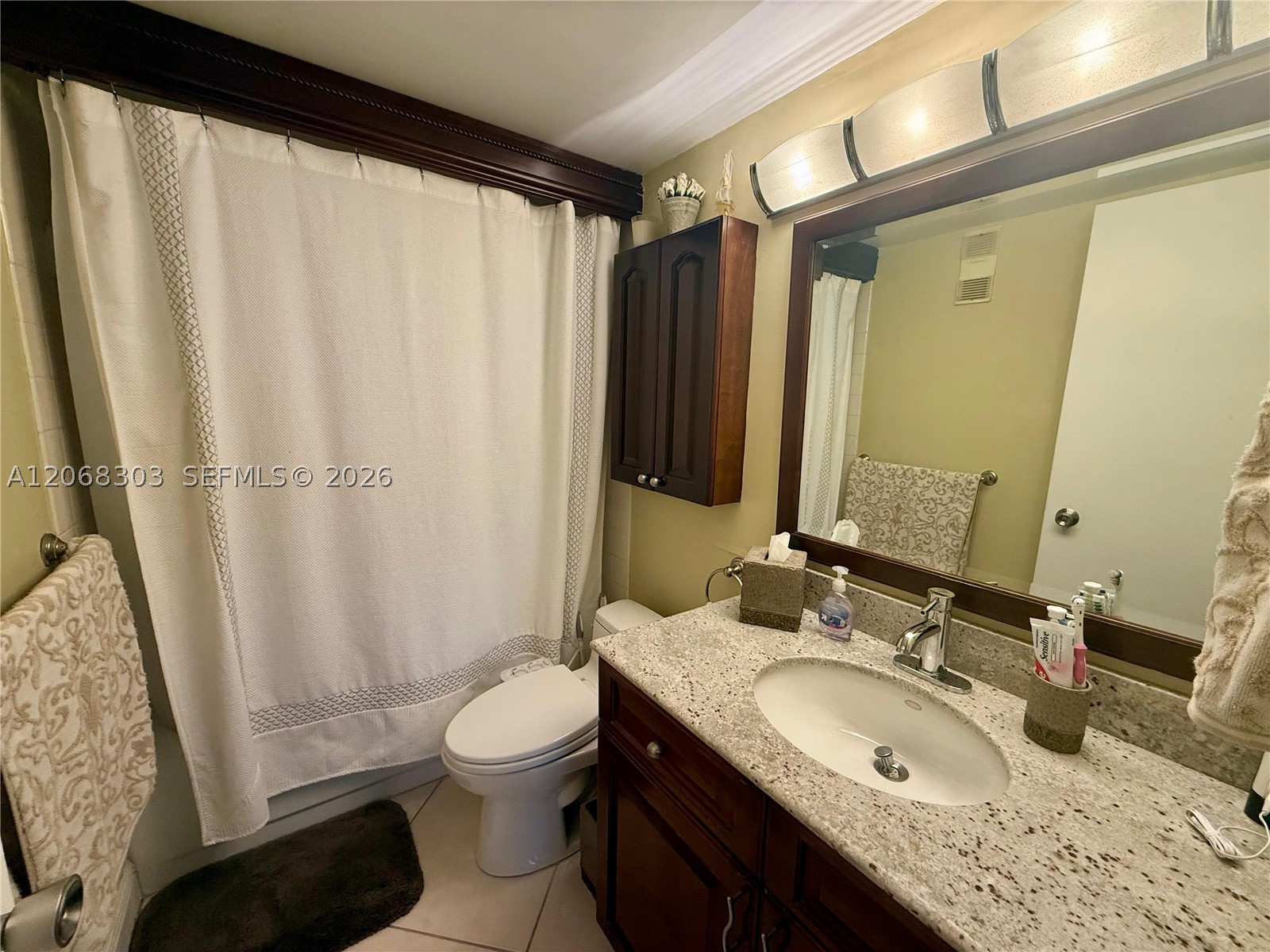 770 Claughton Island Dr #1101, Miami FL 33131