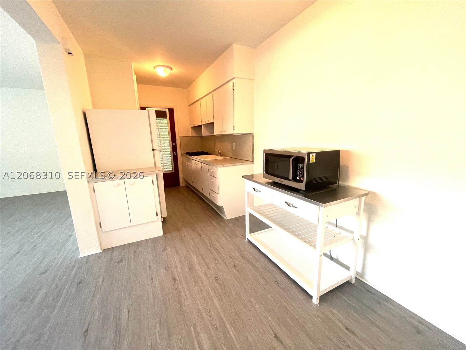1250 S Alhambra Cir #7, Coral Gables FL 33146