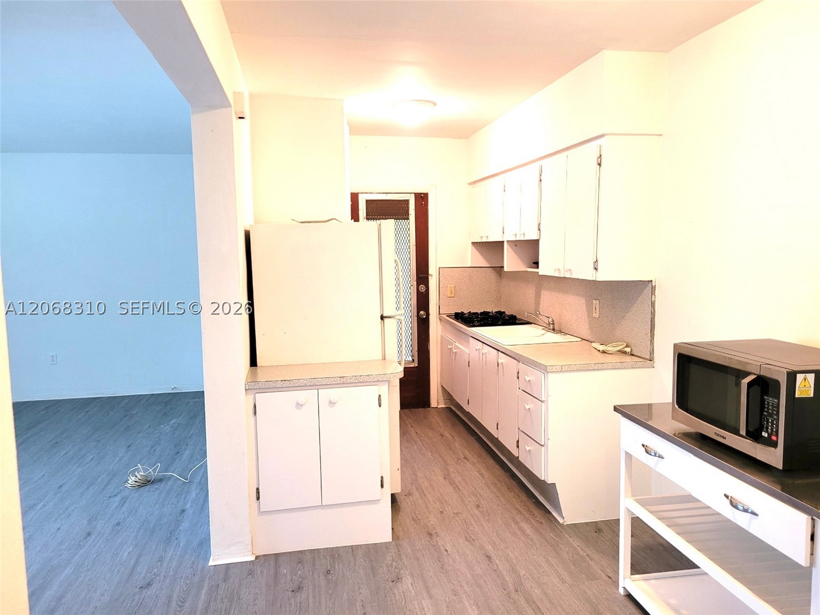 1250 S Alhambra Cir #7, Coral Gables FL 33146