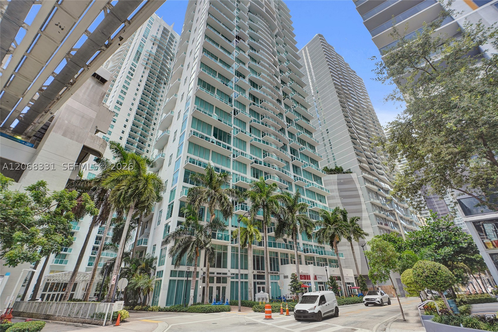 41 SE 5th St #1016, Miami FL 33131