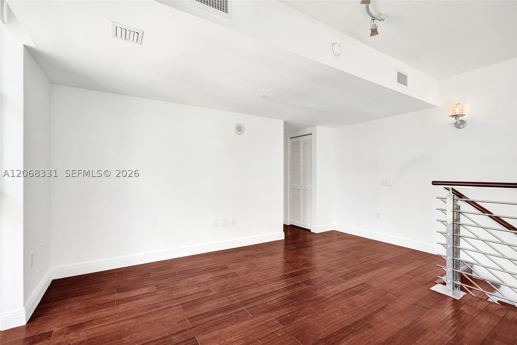 41 SE 5th St #1016, Miami FL 33131