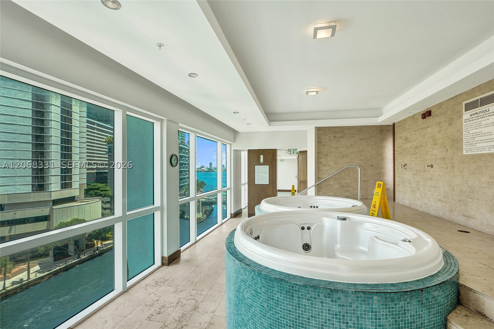 41 SE 5th St #1016, Miami FL 33131