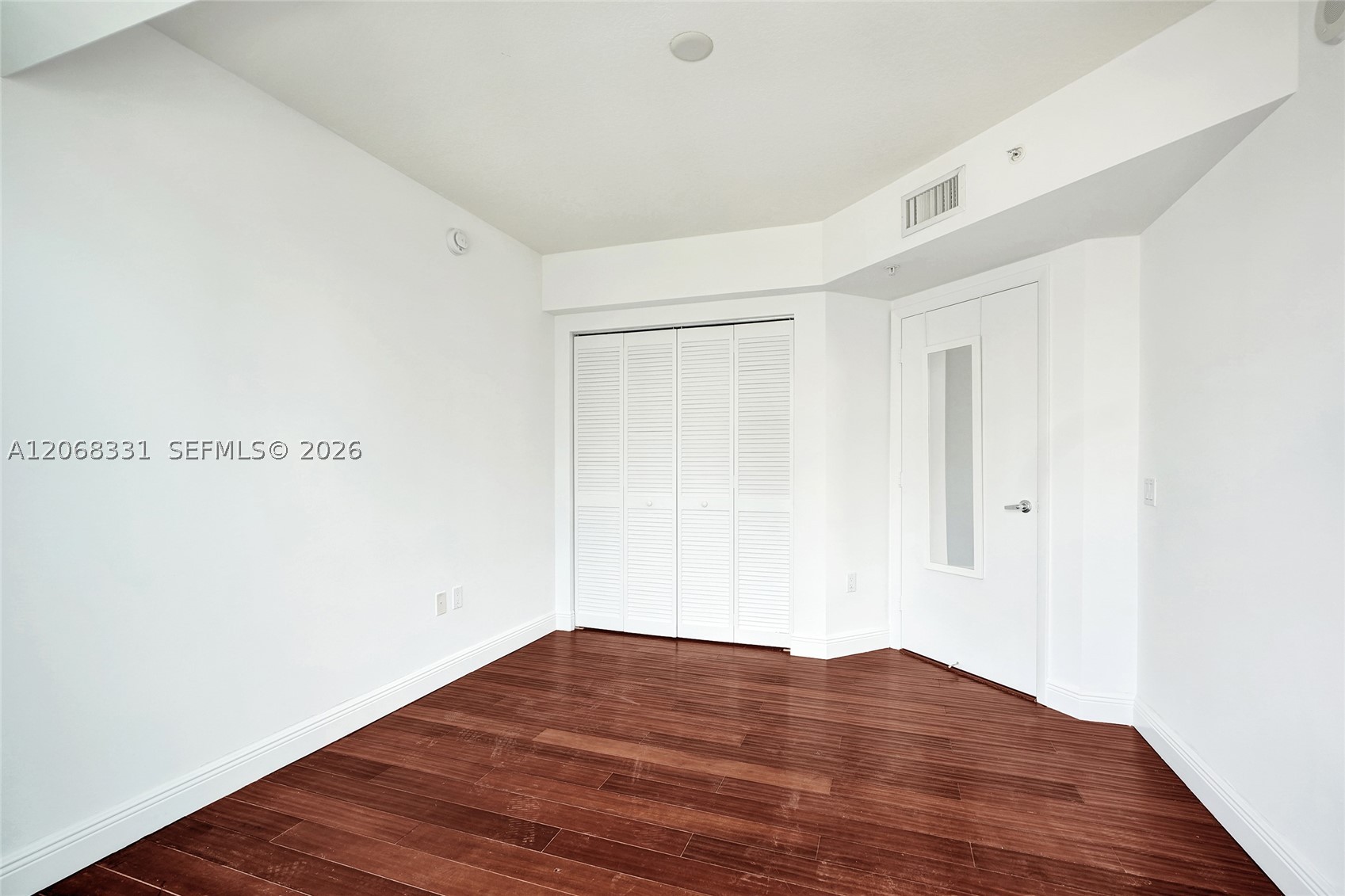 41 SE 5th St #1016, Miami FL 33131