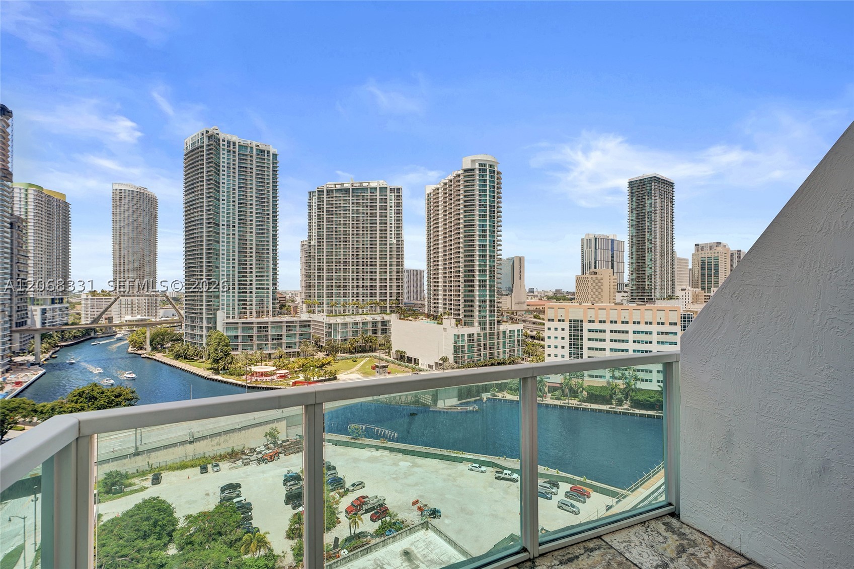 41 SE 5th St #1016, Miami FL 33131