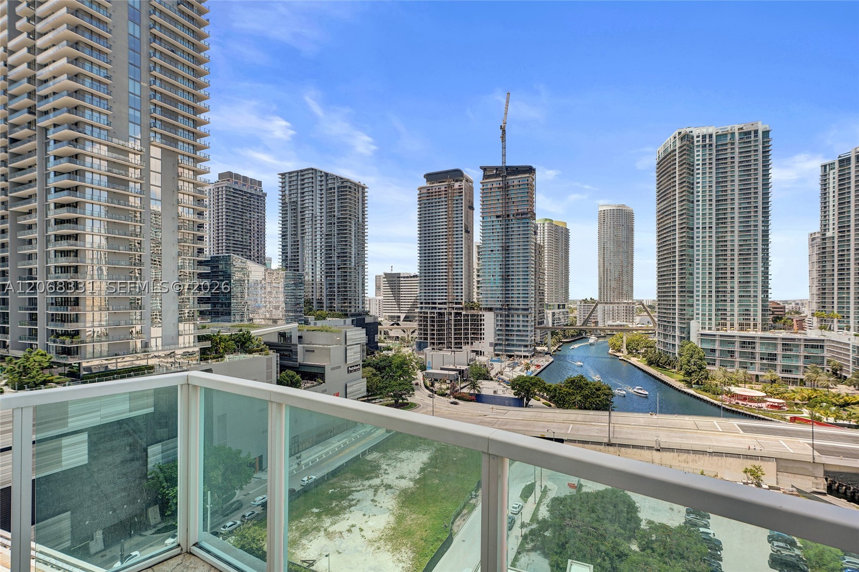 41 SE 5th St #1016, Miami FL 33131