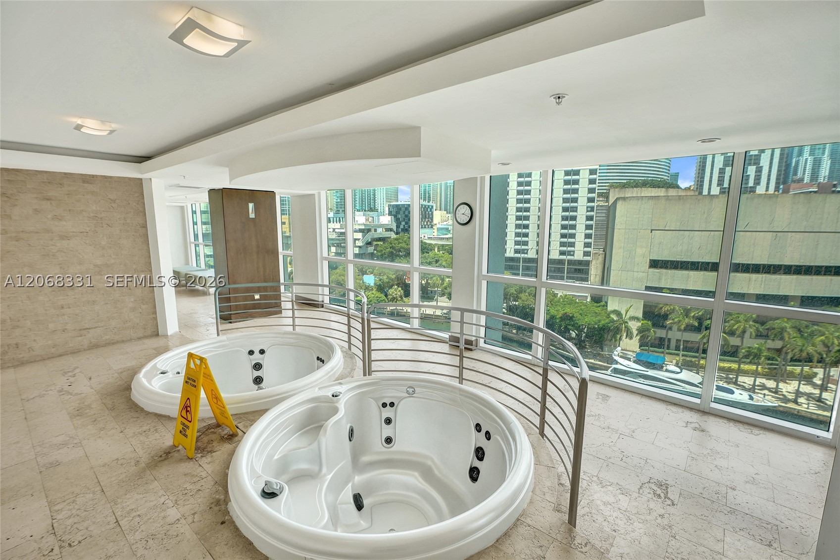 41 SE 5th St #1016, Miami FL 33131