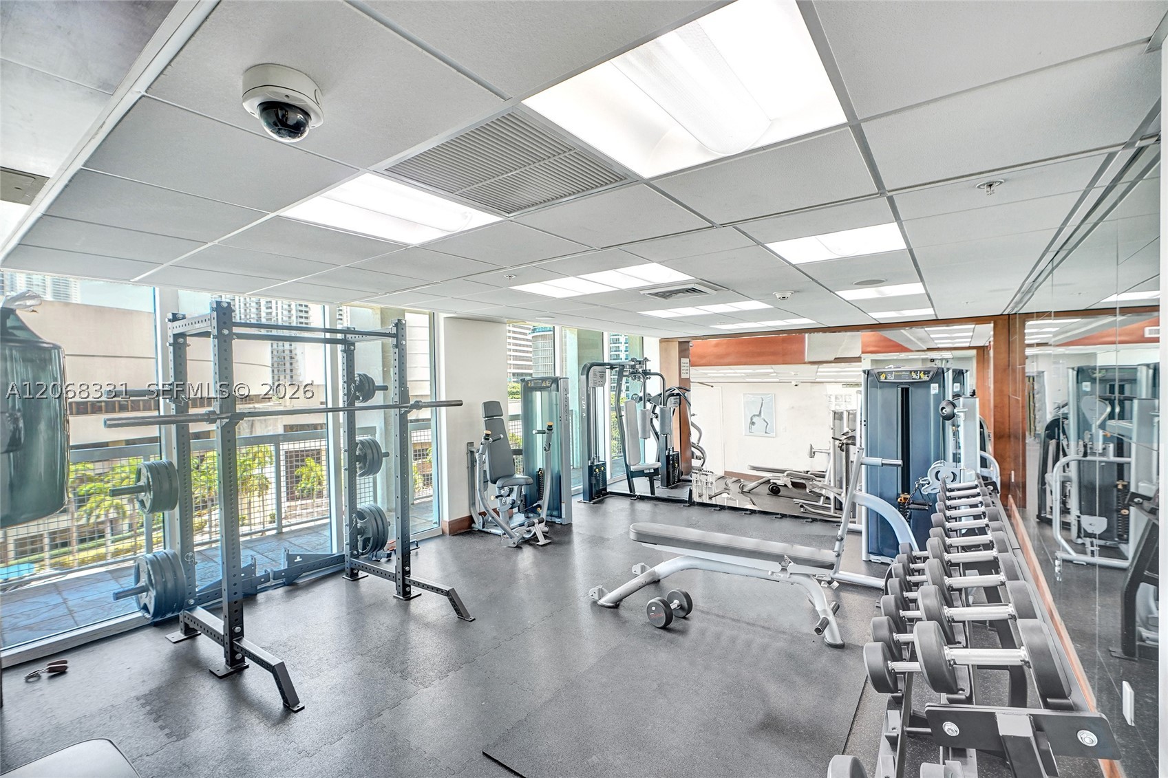 41 SE 5th St #1016, Miami FL 33131