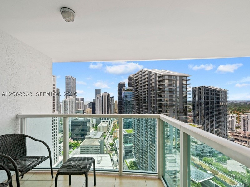 41 SE 5th St #2310, Miami FL 33131