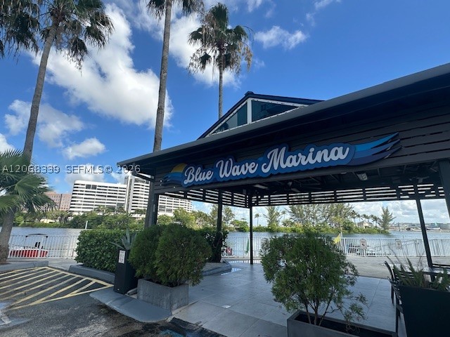 5091 NW 7th St #1008, Miami FL 33126