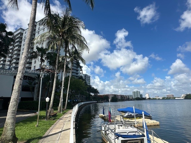 5091 NW 7th St #1008, Miami FL 33126