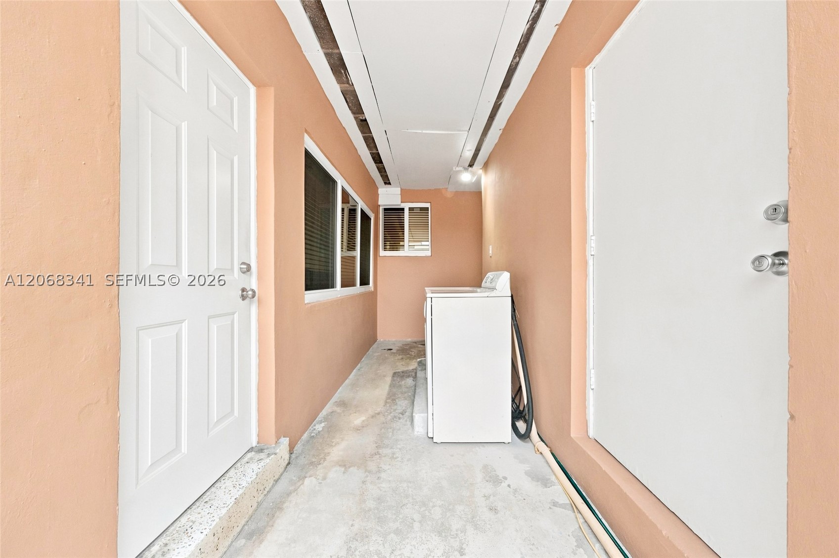3180 W 3rd Ave, Hialeah FL 33012