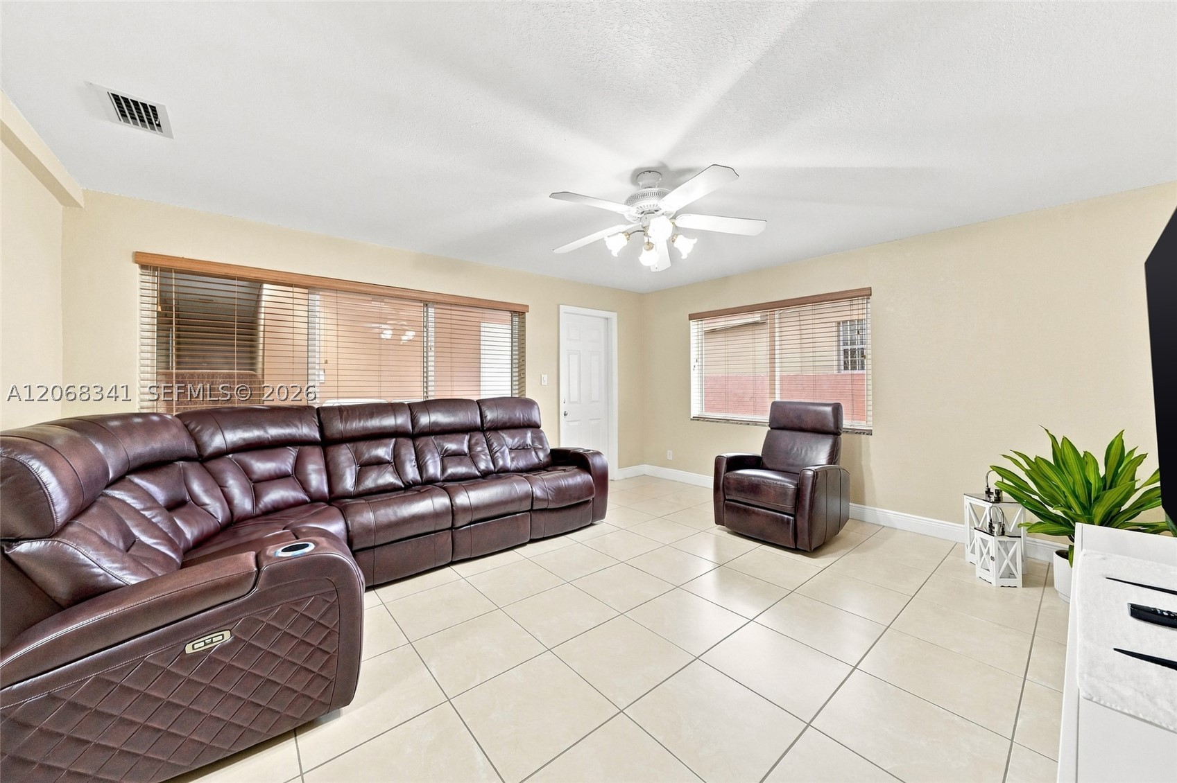 3180 W 3rd Ave, Hialeah FL 33012
