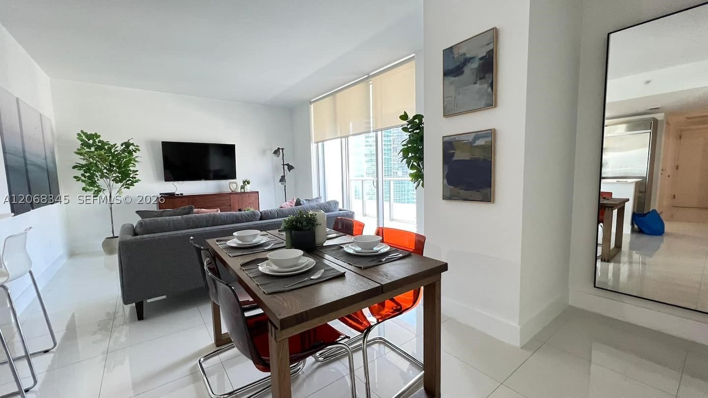 1300 Brickell Bay Dr #3400, Miami FL 33131