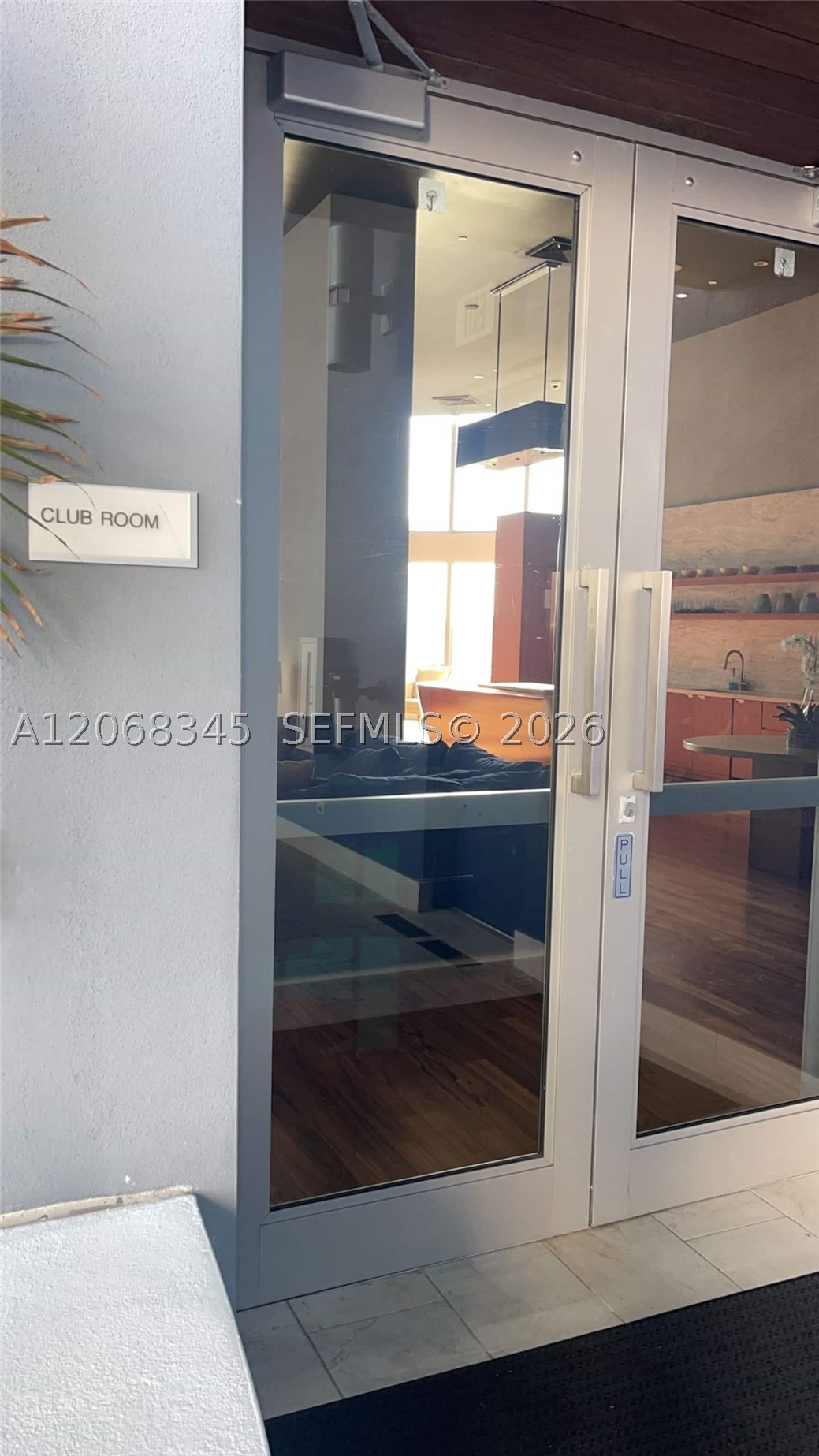 1300 Brickell Bay Dr #3400, Miami FL 33131