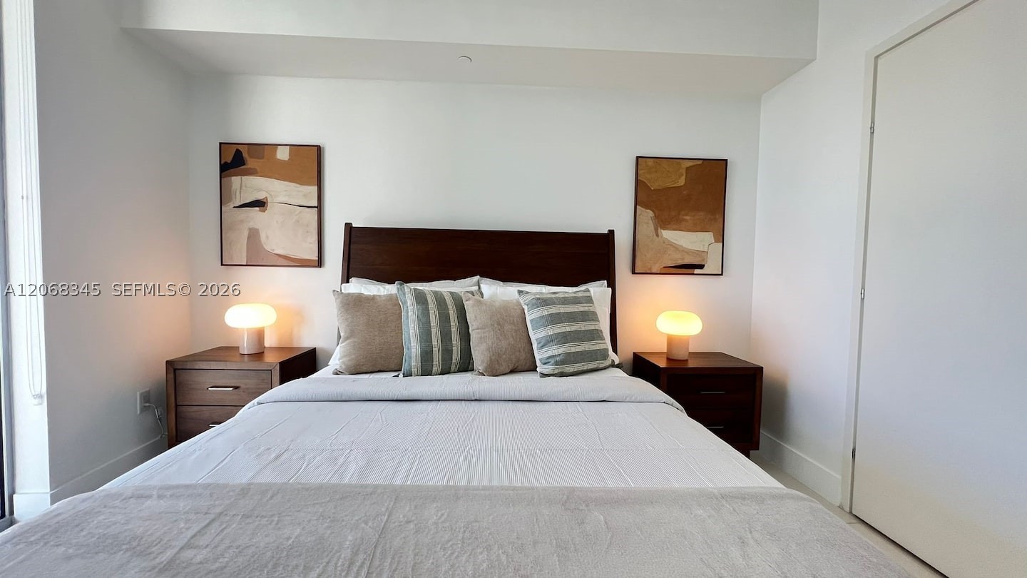 1300 Brickell Bay Dr #3400, Miami FL 33131