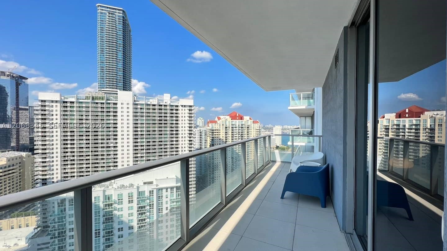 1300 Brickell Bay Dr #3400, Miami FL 33131