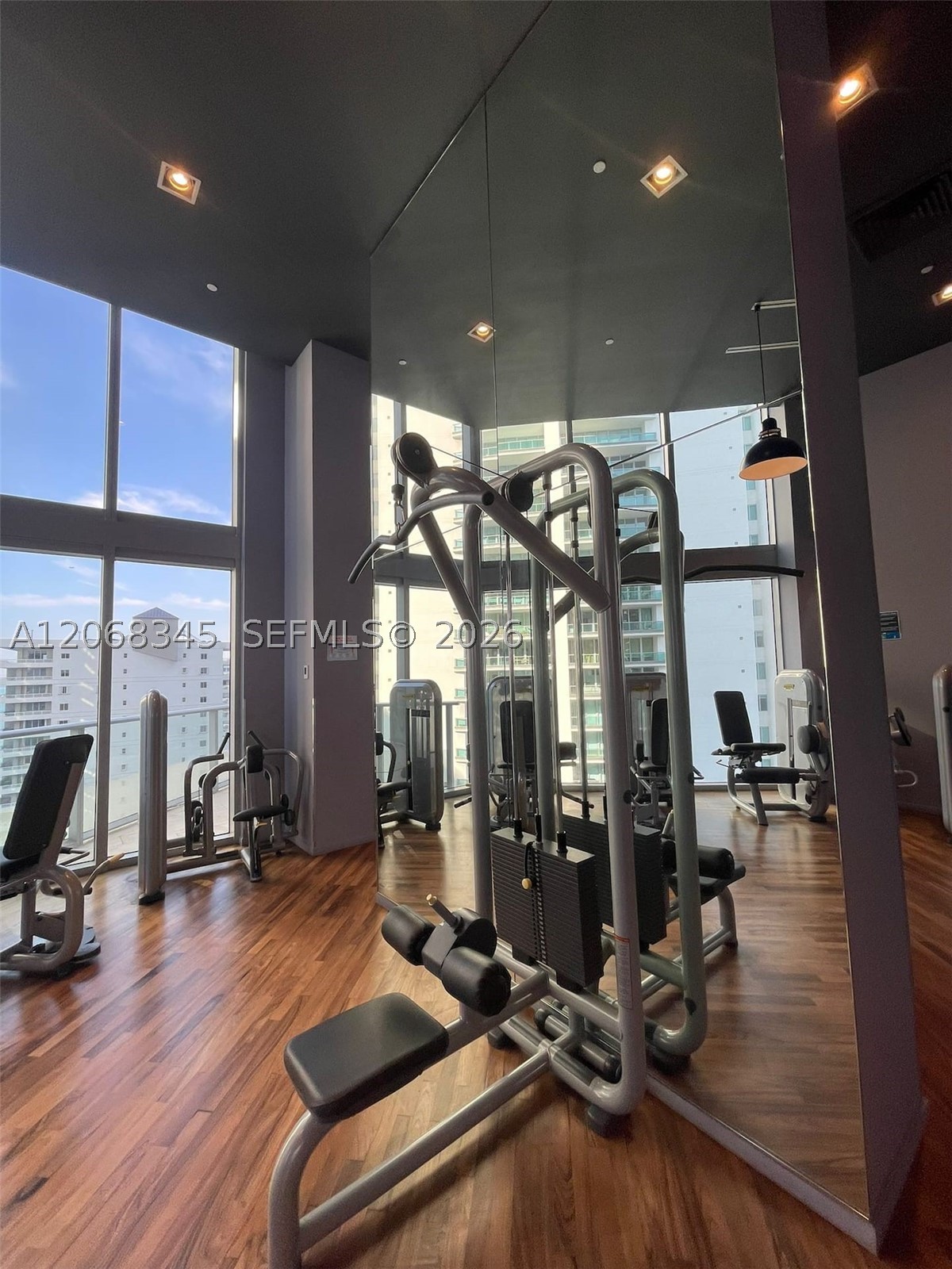1300 Brickell Bay Dr #3400, Miami FL 33131