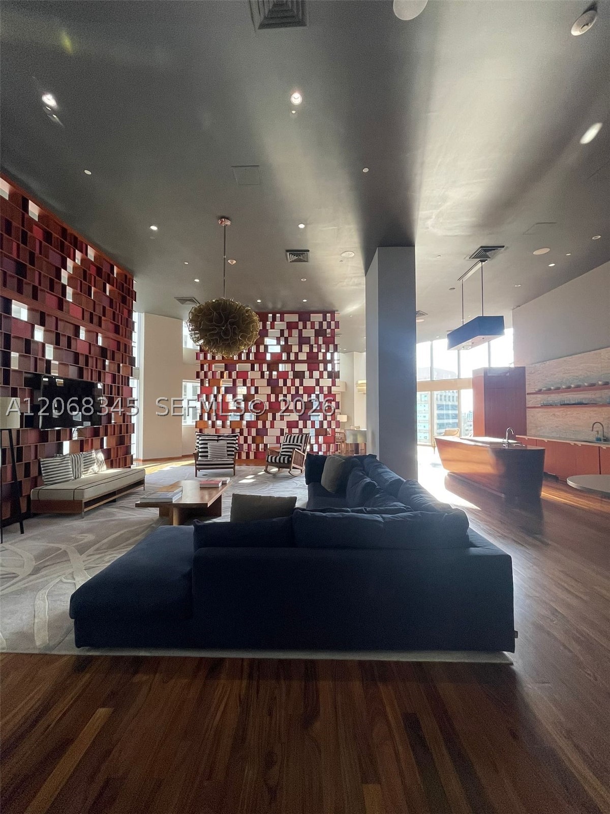 1300 Brickell Bay Dr #3400, Miami FL 33131