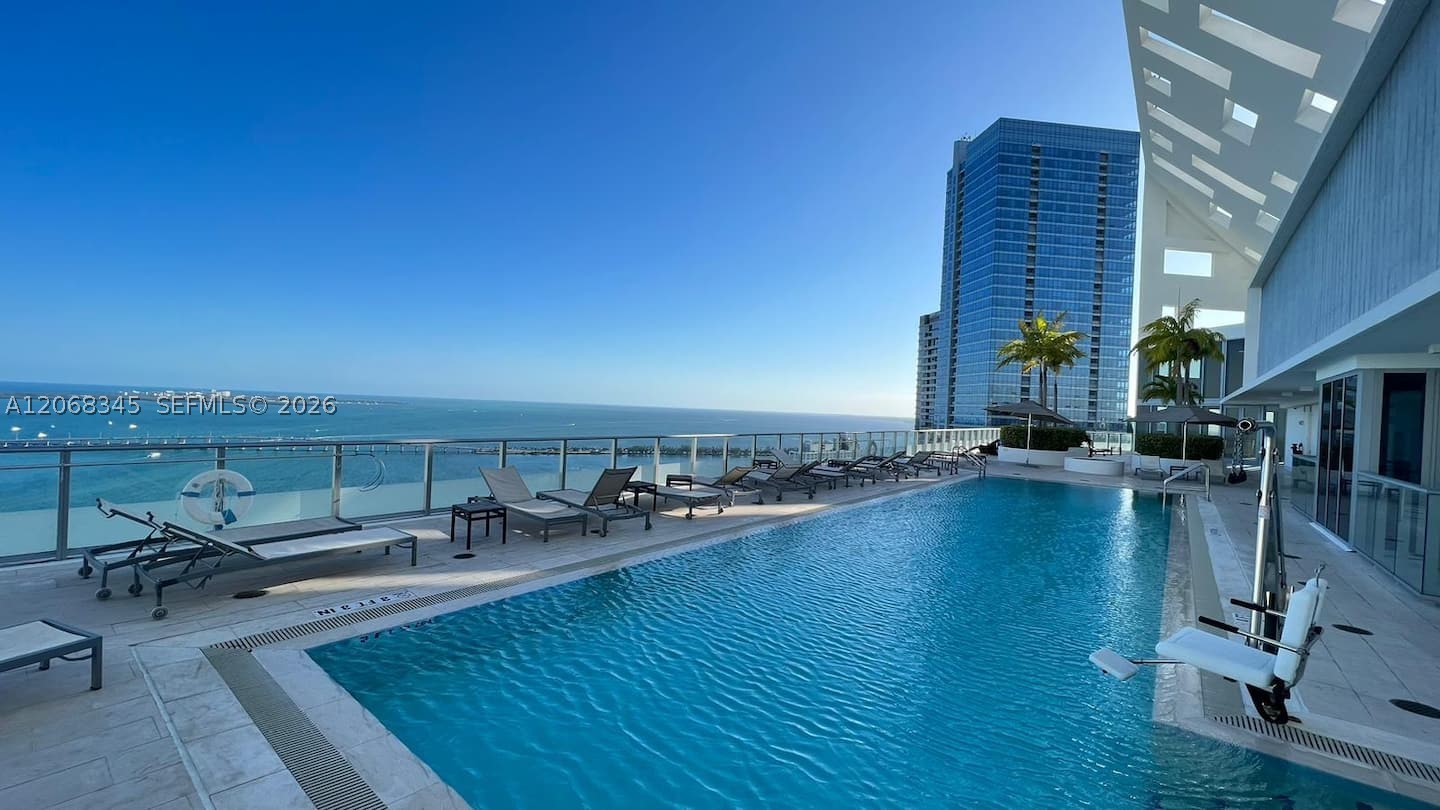 1300 Brickell Bay Dr #3400, Miami FL 33131