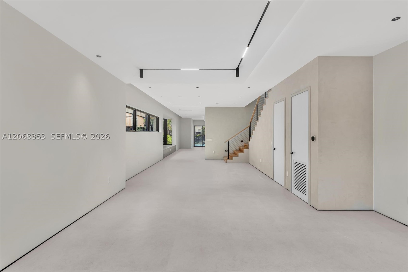 2220 SW 14th St, Miami FL 33145