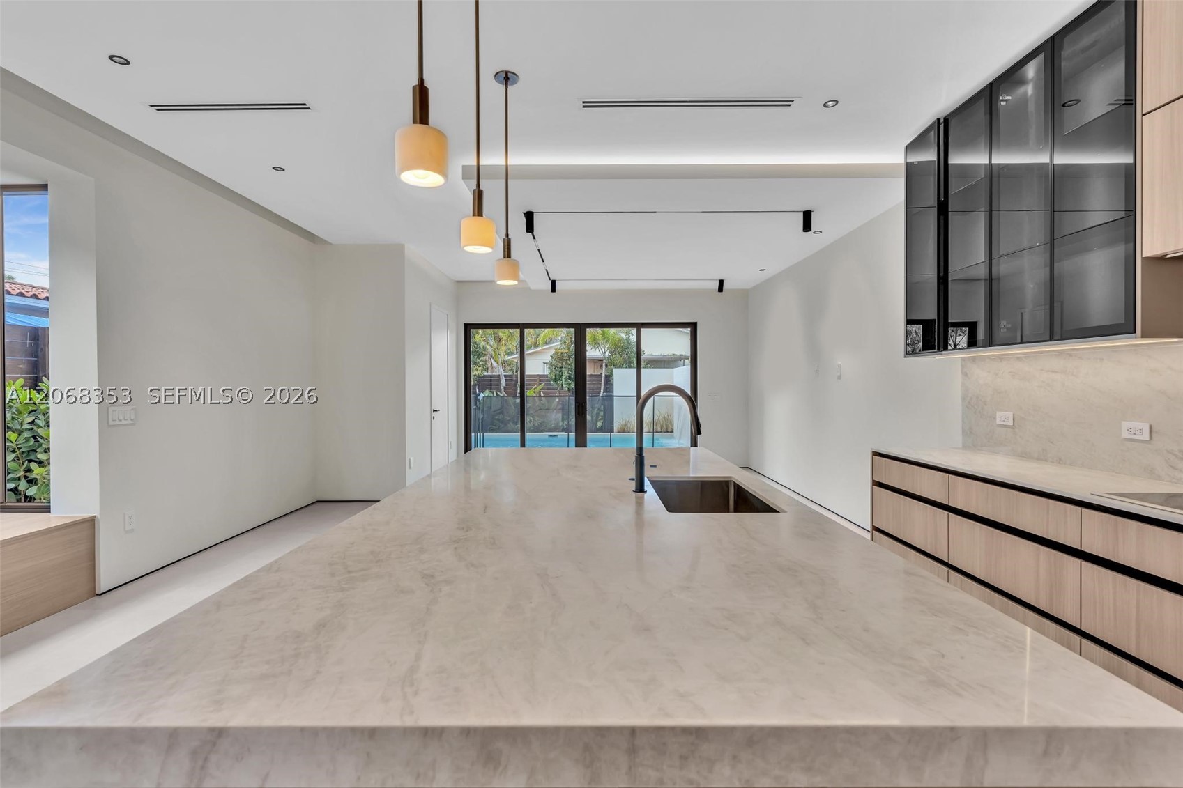 2220 SW 14th St, Miami FL 33145