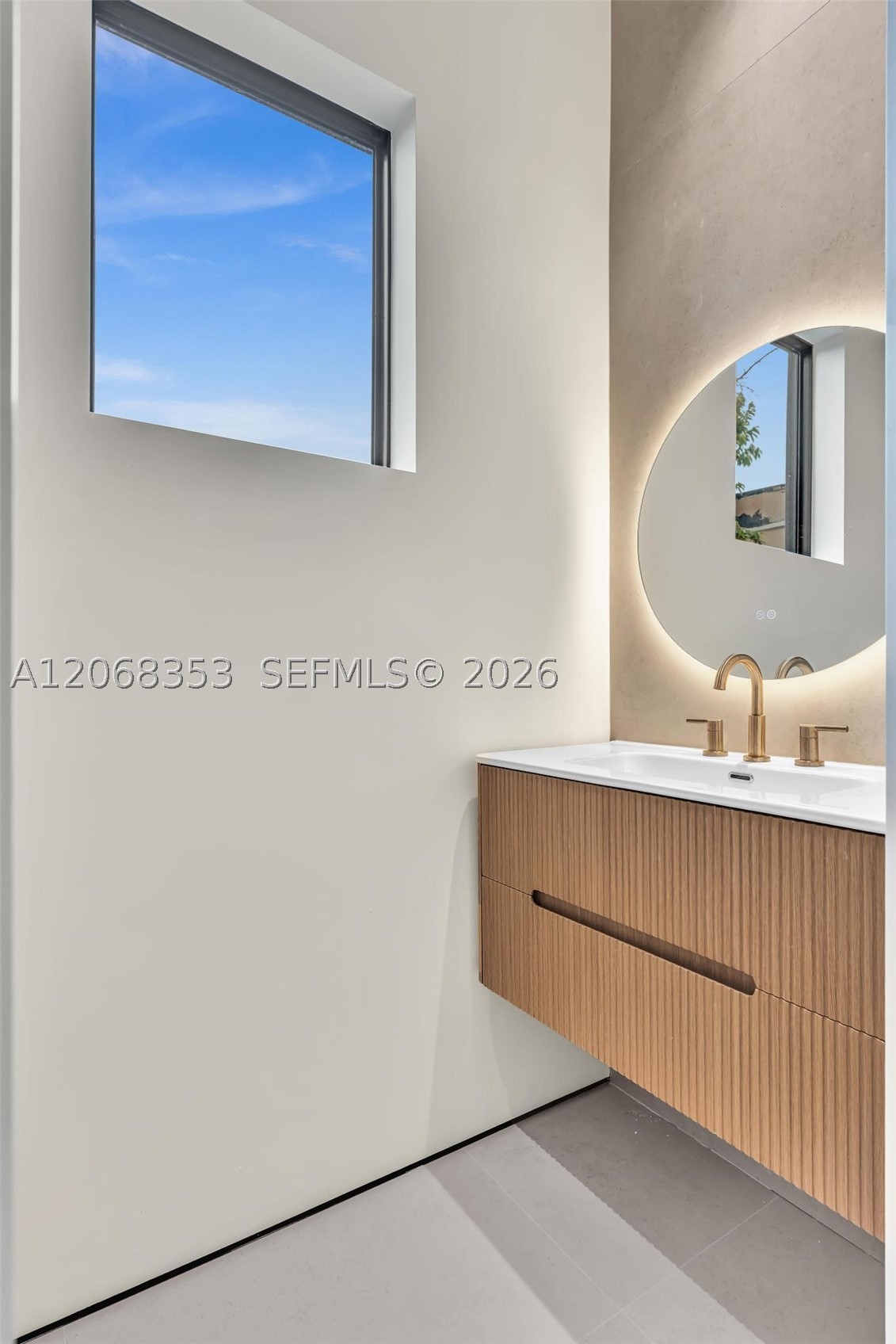 2220 SW 14th St, Miami FL 33145