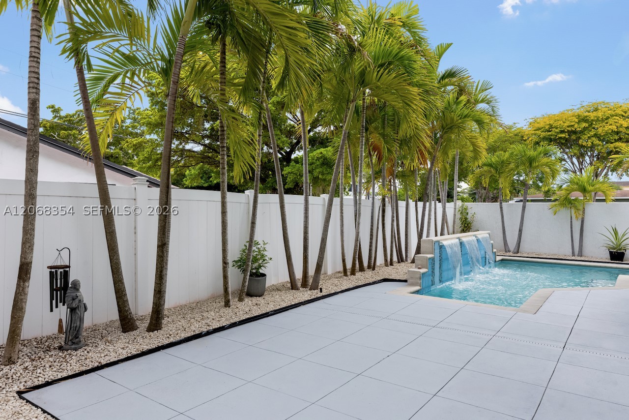 1000 SW 4th Ave, Fort Lauderdale FL 33315