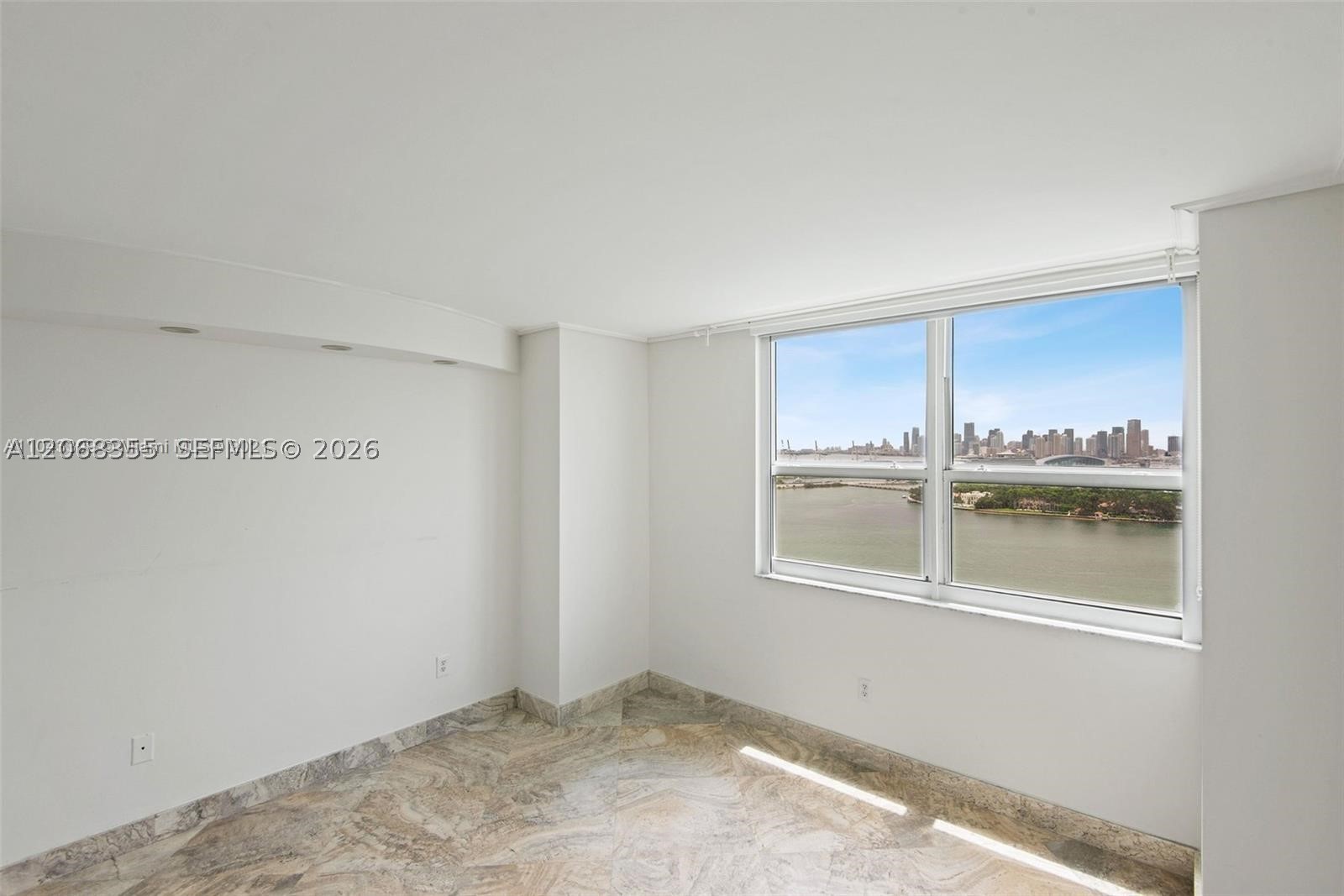 650 West Ave #2307, Miami Beach FL 33139