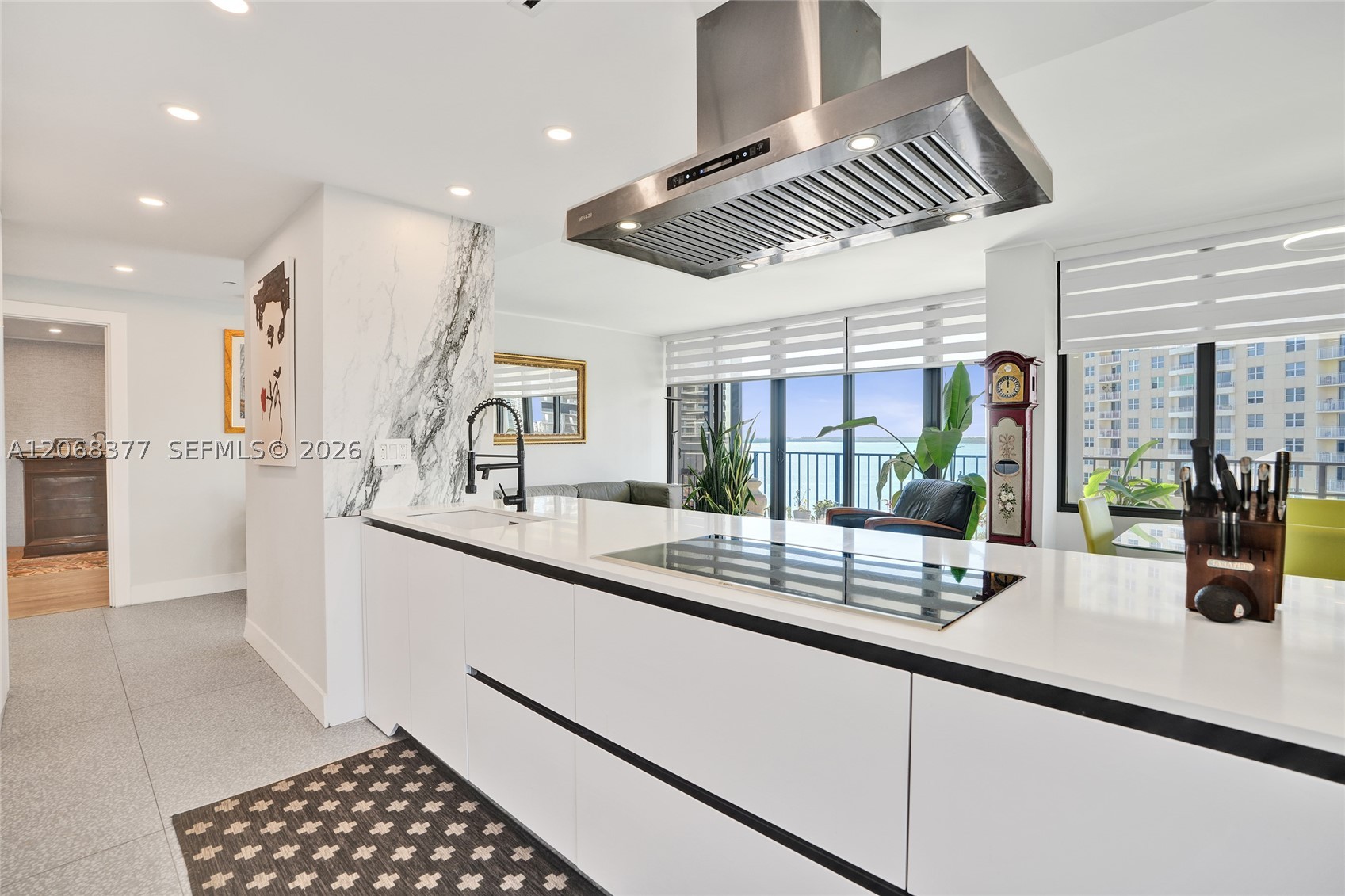 520 Brickell Key Dr #A1015, Miami FL 33131