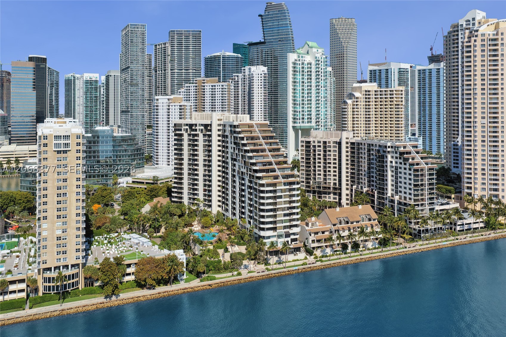 520 Brickell Key Dr #A1015, Miami FL 33131
