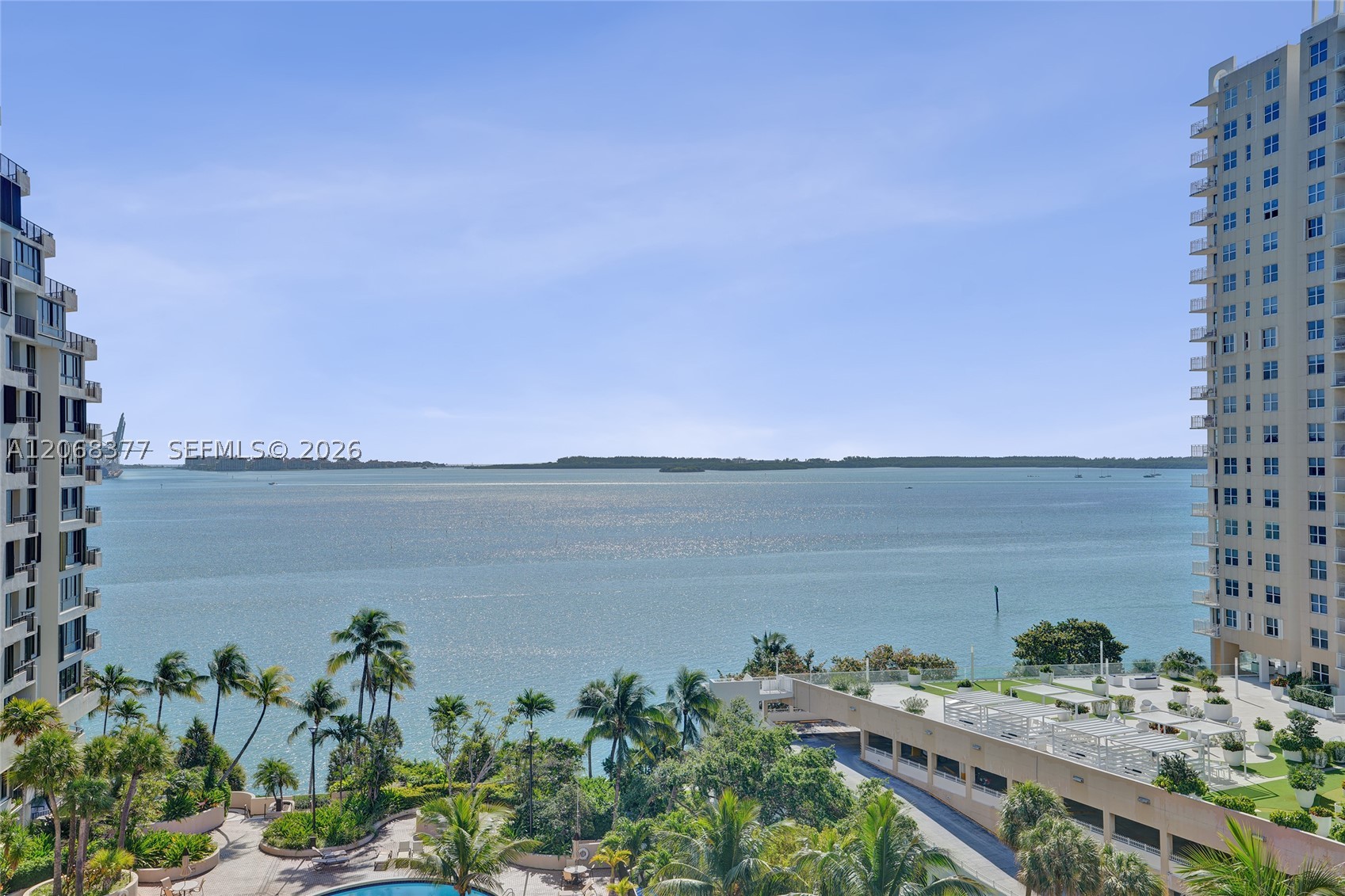 520 Brickell Key Dr #A1015, Miami FL 33131