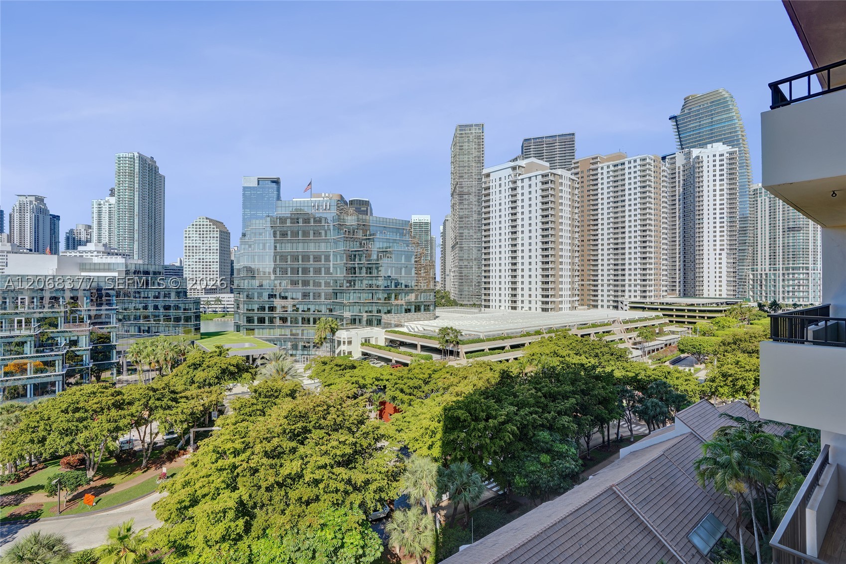 520 Brickell Key Dr #A1015, Miami FL 33131