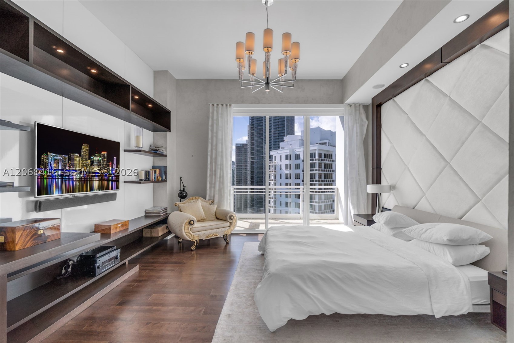 900 Brickell Key Blvd #2904, Miami FL 33131